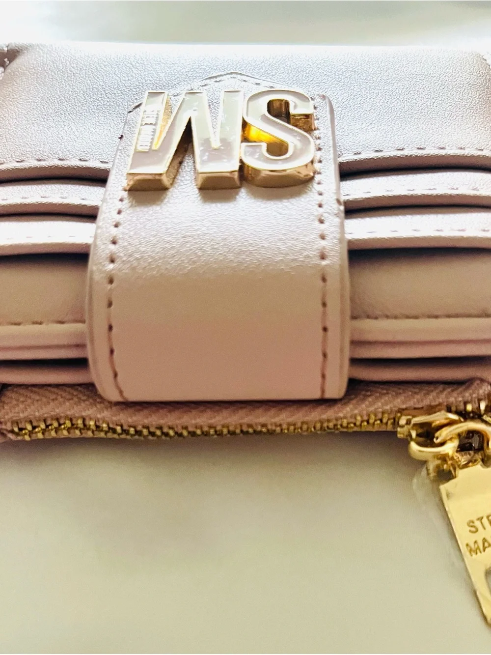 Steve Madden Blush Trifold Card Holder Wallet Coin Section with Signature Logo